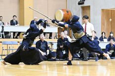 インターハイ栃木県予選剣道男子団体　佐野日大が２連覇　関東王者、一瞬の…