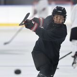 スマイルジャパン小池主将（日光出身）「いい雰囲気」　本番目前の練習公開　史上初の４強へ、GKの出来が鍵