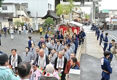 秋まつり控え仮屋台集結