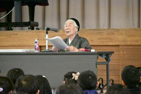 戦争の記憶、平和への思い 短歌にのせて 那須塩原の君島さんが講話 「平和は天国 戦争は地獄」