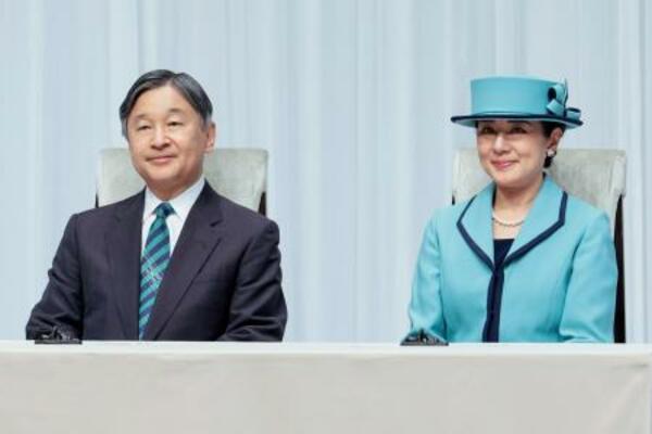 　第２０回みどりの式典に出席された天皇、皇后両陛下＝２４日午後、東京都千代田区（代表撮影）