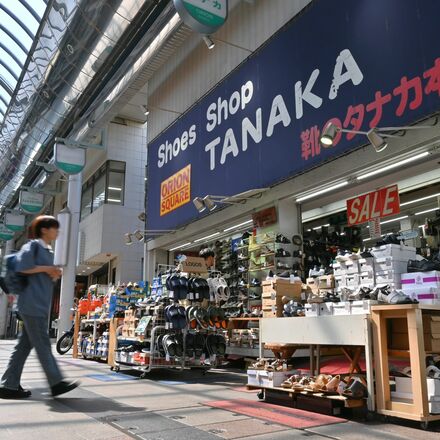 宇都宮・オリオン通りの老舗靴店が閉店へ　市民の足元支え107年、惜しむ声広がる　残り期間はセール