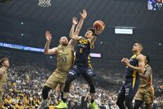 比江島「ケビンが背中押してくれた」　ニュービル「ファンは最高のシックス…