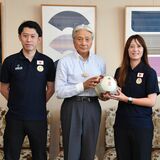 フットゴルフＷ杯へ闘志熱く　栃木県内在住の日本代表３選手が県庁訪問