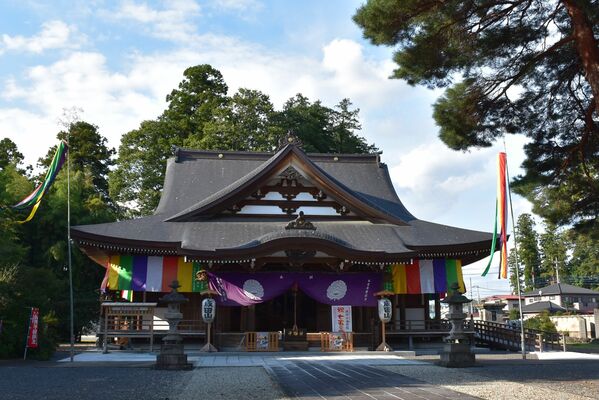 ５年ぶりの火渡り式が行われる成田山遍照院