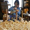「午」に平和の願い込め　きびがら細工作り大忙し　鹿沼