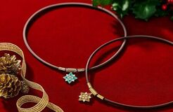 クリスマス限定モデル 医療機器「TAOネックレス スリム BIJOUX BLOOM」 11月12日(水)より数量限定販売