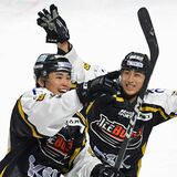 バックス３連勝　横浜に６－２