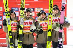 ジャンプ混合団体で日本が優勝