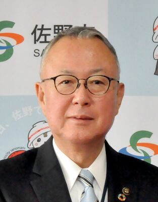 金子裕氏