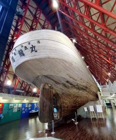 「第五福竜丸」の船尾=東京都江東区