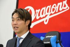 中日の高橋宏は２億円で更改