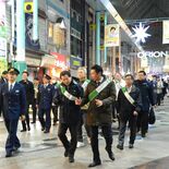 宇都宮・オリオン通りの治安悪化を警戒　官民合同パトロール、路上喫煙や客…