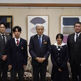 都道府県対抗駅伝「一丸で最高の成績を」　出場本県選手らが知事表敬