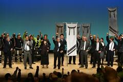 強固な三角形 小菅氏堅持