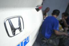 ホンダ3千億円に下方修正