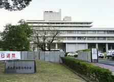 児童３人盗撮罪で元教諭を追起訴