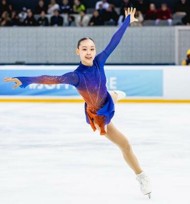 岡万佑子2位、ファイナルに進出 フィギュアのジュニアGP
