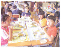 地場食材を給食に　「オールおやまの日」