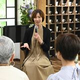 「焼き物は一発勝負」　益子で絵皿展開催のタレント城戸さん　作品に込めた思いなど語る