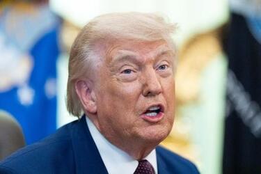 トランプ氏「10日も攻撃する」