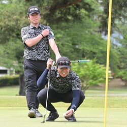 後藤・張田組、大会新の９アンダーで初制覇　県ダブルスゴルフ選手権 男子の部