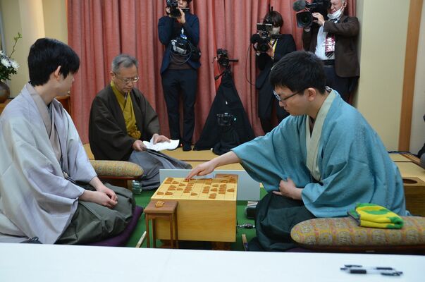 王将戦7番勝負第5局が再開された=9日午前、大田原市黒羽向町(日本将棋連盟提供)