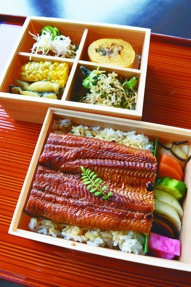 多彩な味が楽しめる「鰻おつまみ弁当」