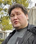 伊勢ケ浜親方は２階級降格、減俸