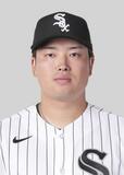 村上宗隆、負傷の右脚に注射