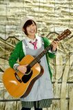 Interview　シンガーソングライター　えりのあさん