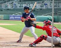 吉田守備、打撃に鋭さ