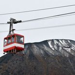 男体山で初冠雪　奥日光、昨年より４日遅く