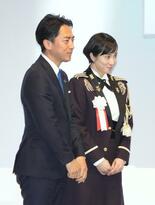 自衛官が自民党大会で歌唱