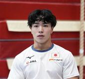 W杯、平行棒で岡慎之助が優勝