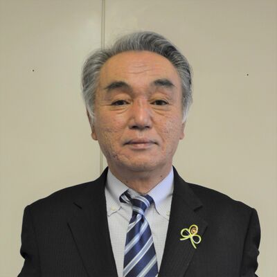 渋井由放氏