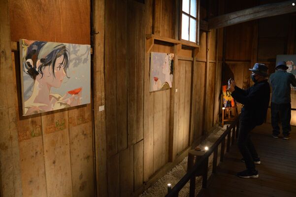 西堀酒造で始まったナルコレプシーさんの個展