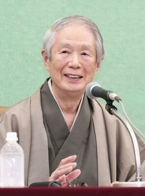 　記者会見する大槻文蔵＝５月３０日、東京・内幸町の日本記者クラブ