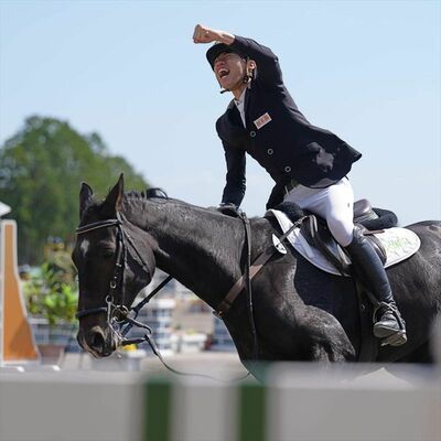 馬術少年標準障害飛越で初優勝した広田大＝鹿児島県霧島市牧園特設馬術競技場
