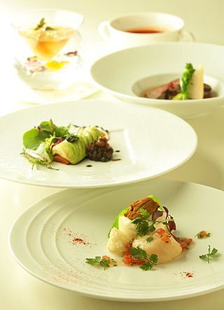 「パルテールランチ　ヘルシーメニュー（イメージ写真・店提供）」ヘルシー、おいしい、美しい料理が楽しめます。