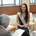 ミス・ユニバース日本代表 橋本さん(白鴎大4年)が県庁訪問 栃木から初の世界大会「自分らしく」