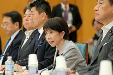 津波避難場所で熱中症対策、政府