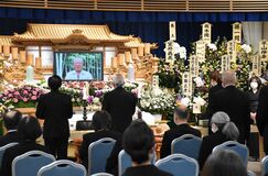 勝城蒼鳳さんに最後の別れ　大田原市役所には追悼コーナー設置