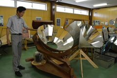 作って試そう　太陽光クッキング足利大工学部　中條祐一教授に聞く　ソーラークッカー