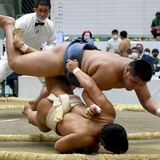 全力、敗れて潔し　強豪相手に大激戦　とちぎ国体・相撲少年男子団体