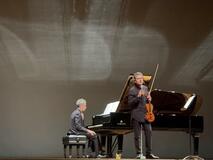 2025年大阪・関西万博：バイオリニストのイウラート氏、プニャーニほかピエモンテの曲目で大阪を魅了