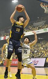 「全員が貢献」　東地区首位のブレックス、仙台に86-66で快勝
