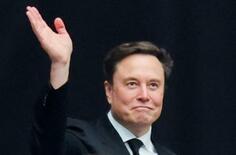 マスク氏への１兆ドル報酬案反対