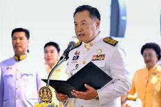 タイ、アヌティン新首相就任