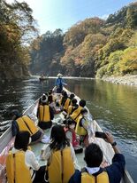 紅葉味わいライン下り　日光市鬼怒川温泉